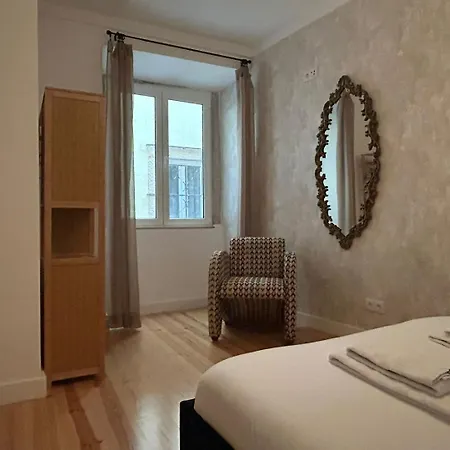 A Cozy Hideout * Lisbon